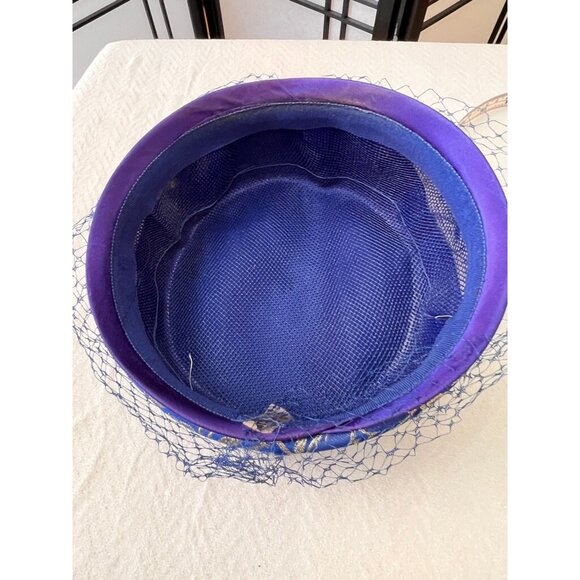 Cloche 1960s Hat Blue Gold Threads 3.5 Depth 21 to 22 " Circumference - Picture 8 of 10